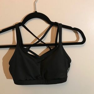 2 reebok sports bras